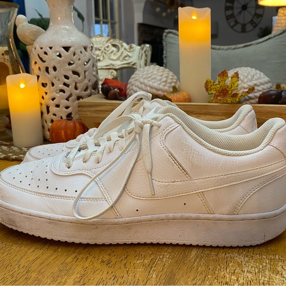 Nike Air Force - Picture 1 of 6